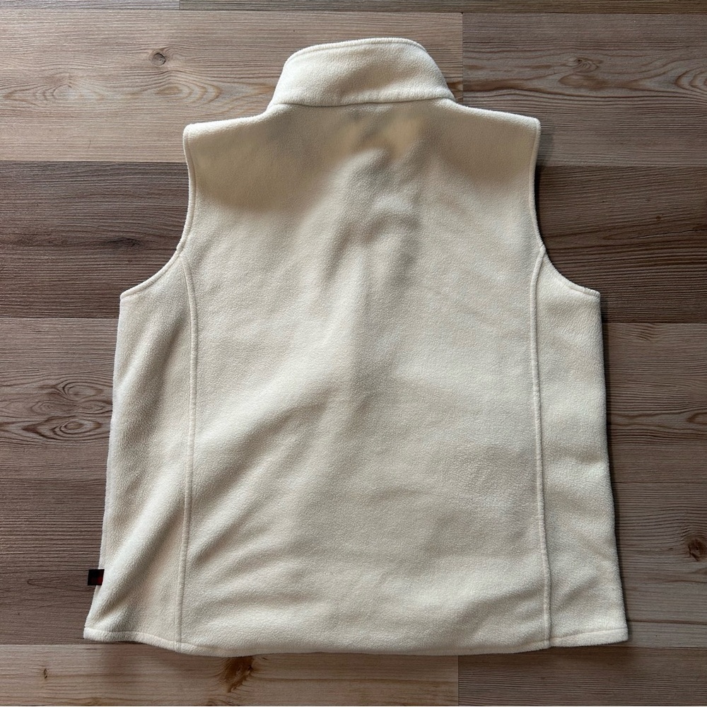 Woolrich Cream Fleece Zip Front Vest - Picture 6 of 6